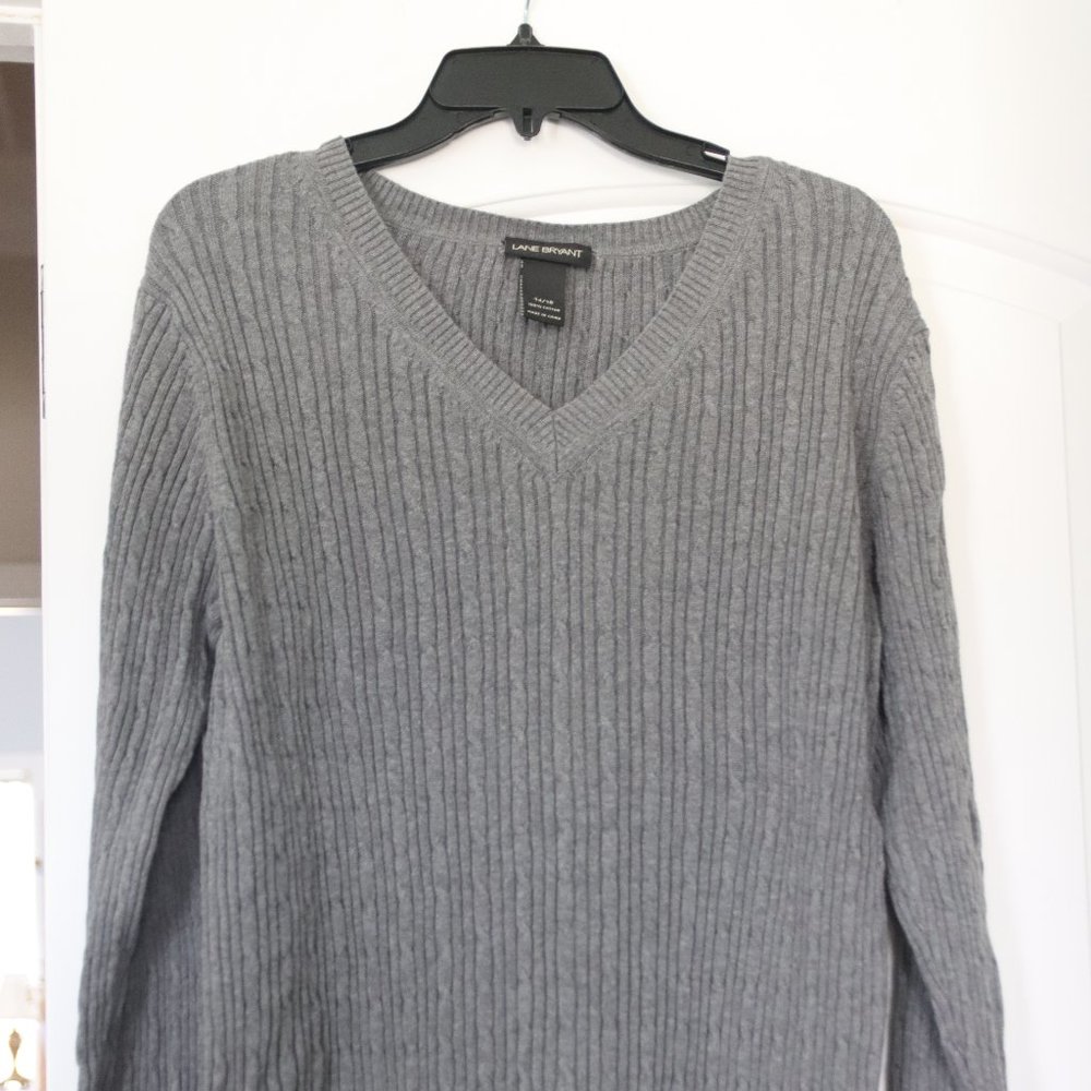Lane Bryant Size 14-16 Grey V-Neck Knit Sweater 100 % Cotton Classic Casual